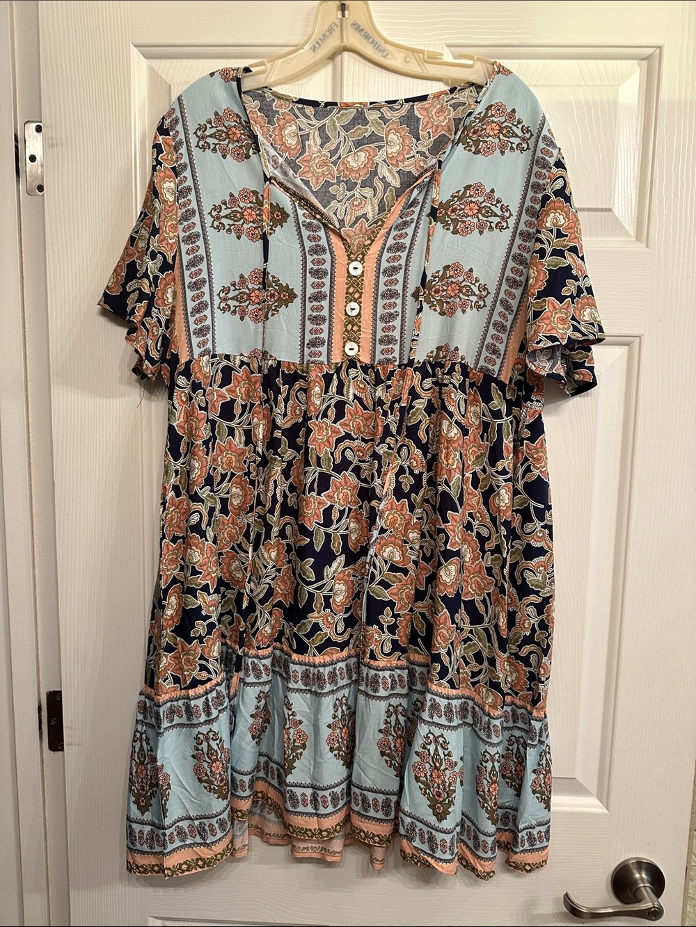 #48- UNIF Blue and Navy Floral Tiered Tunic Top